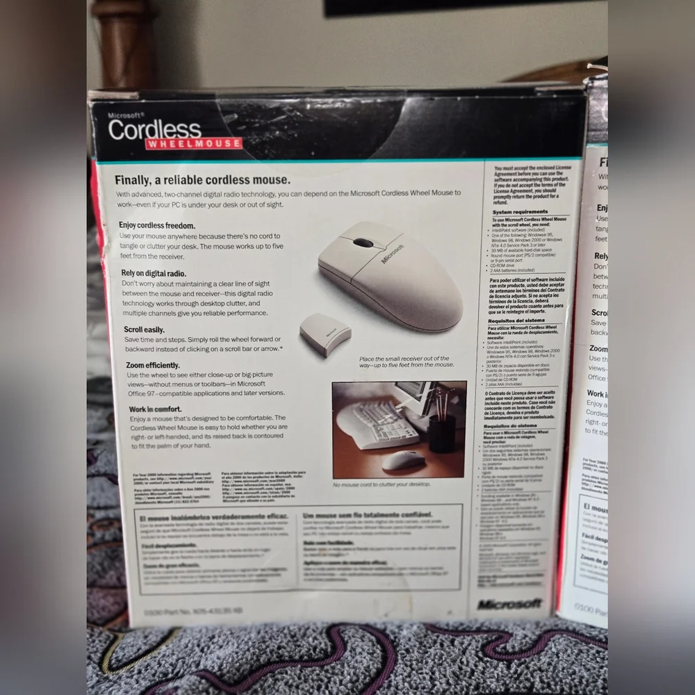 2 Microsoft Cordless Wheel Mouse Complete Vintage NEW
